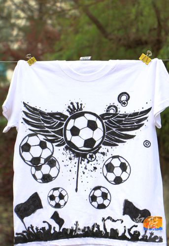 手绘T恤-“球”比特 手绘T恤-“球”比特