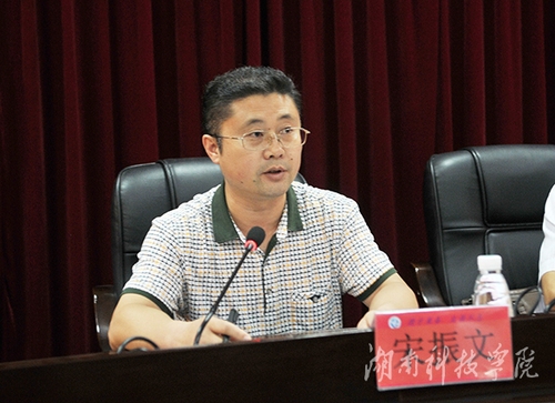 20150926010905571 20150926010905571